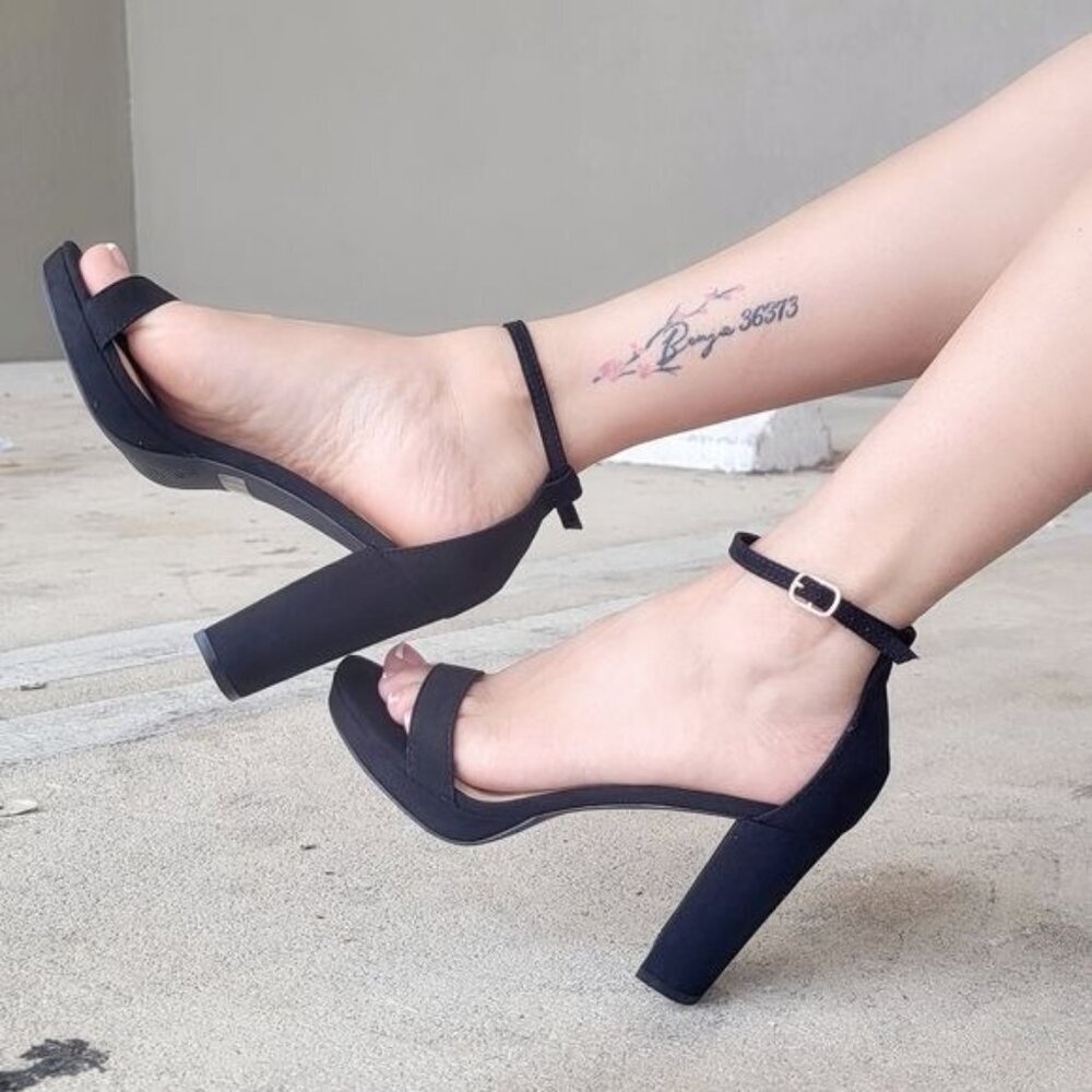 Women's Suede Ankle Strap Block Heel Dress Sandals Black Color - Picture 2 of 5